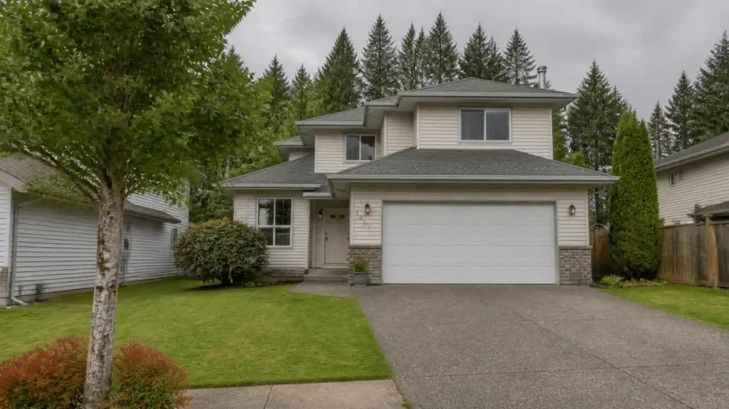 Suburban home with spacious front yard